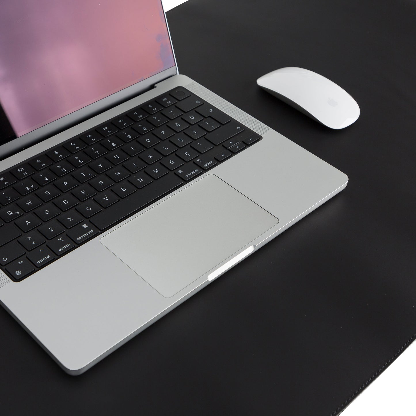 Natural Leather Desk Mat (37 cm x 80 cm)